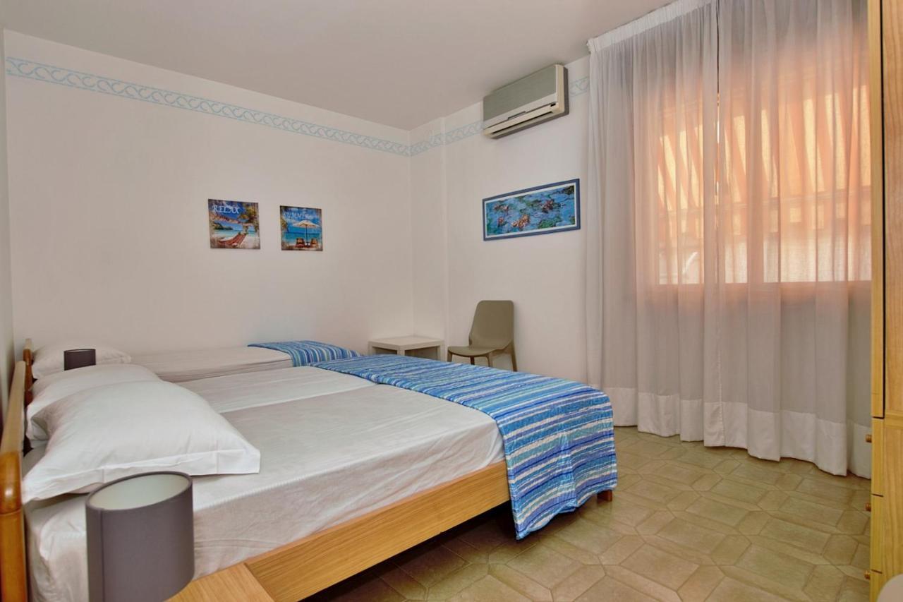 Residenza Canova Lignano Sabbiadoro Exteriör bild