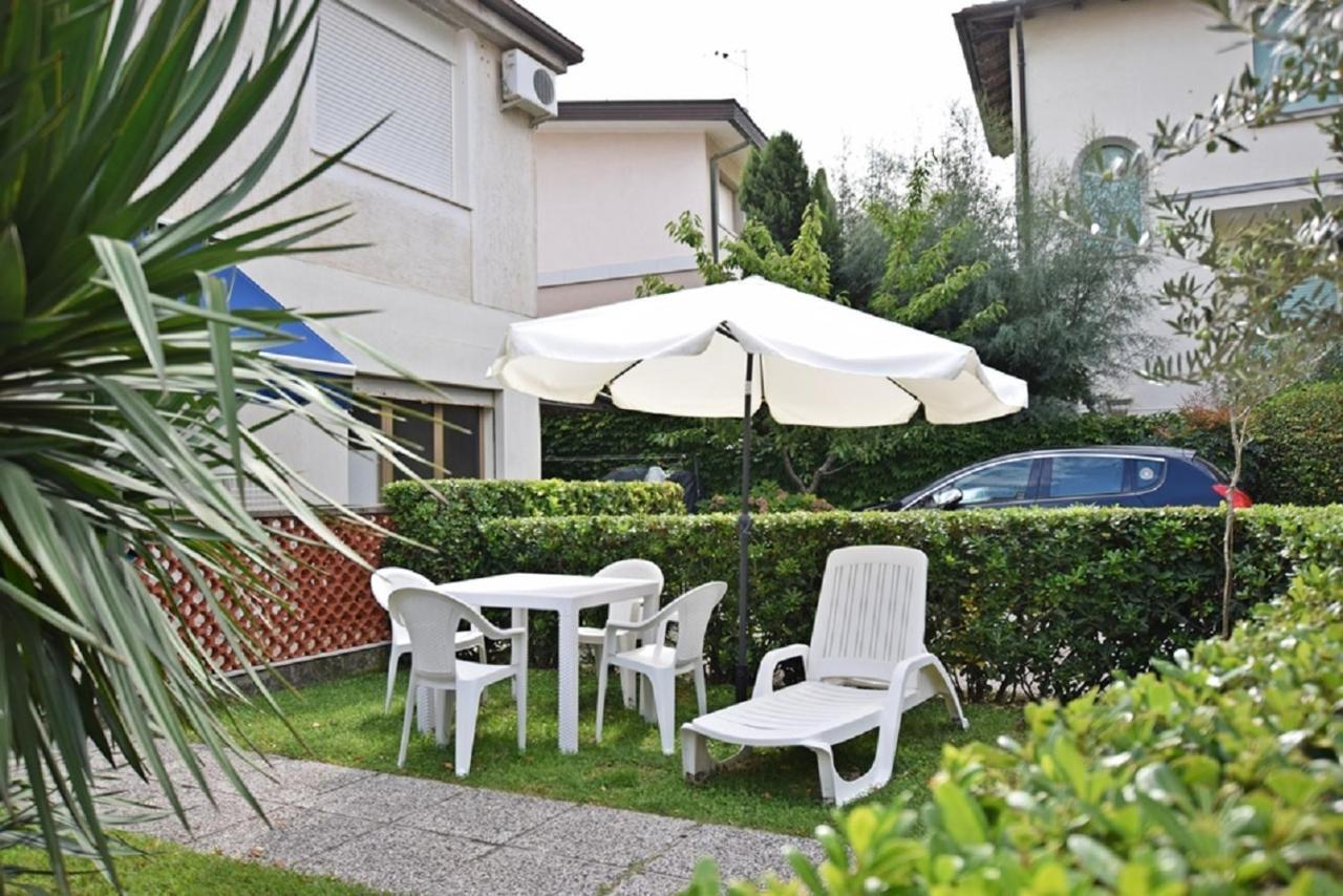 Residenza Canova Lignano Sabbiadoro Exteriör bild