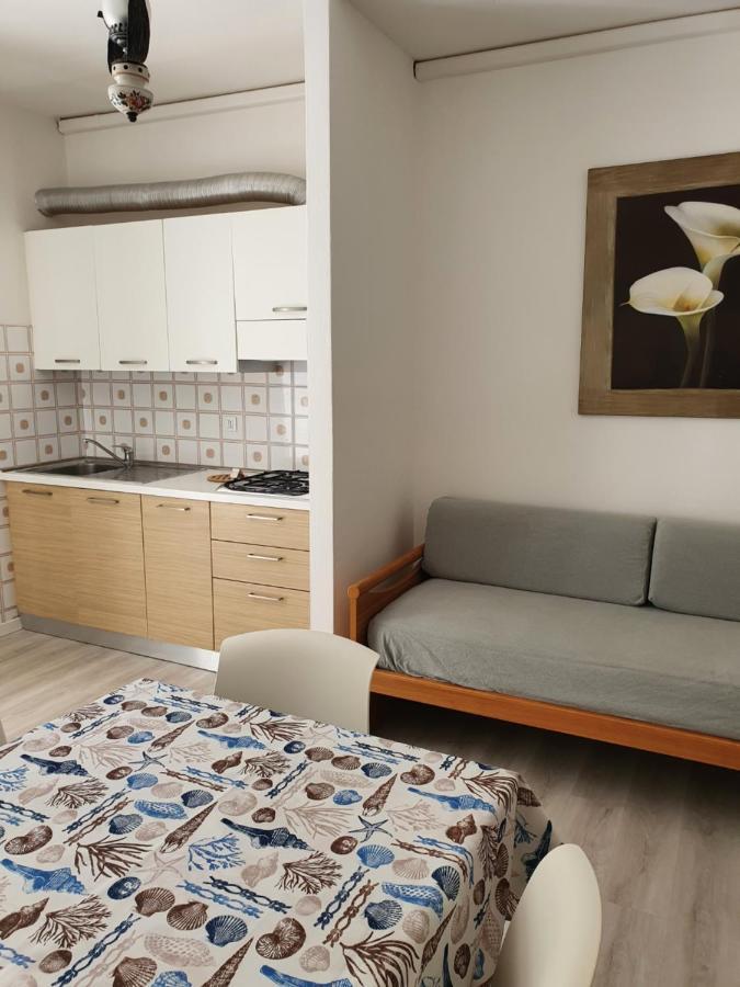 Residenza Canova Lignano Sabbiadoro Exteriör bild