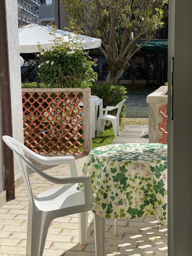 Residenza Canova Lignano Sabbiadoro Exteriör bild