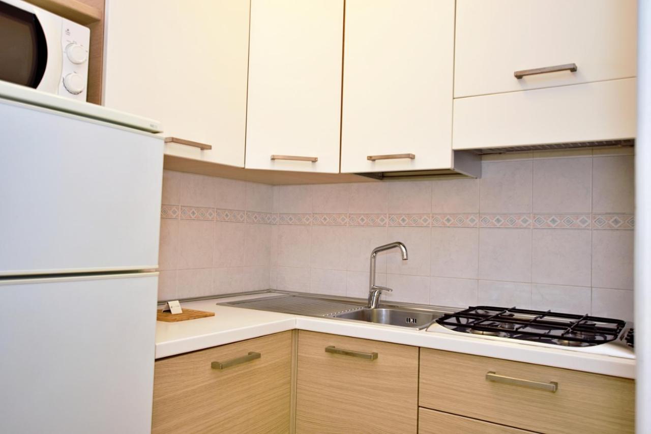 Residenza Canova Lignano Sabbiadoro Exteriör bild