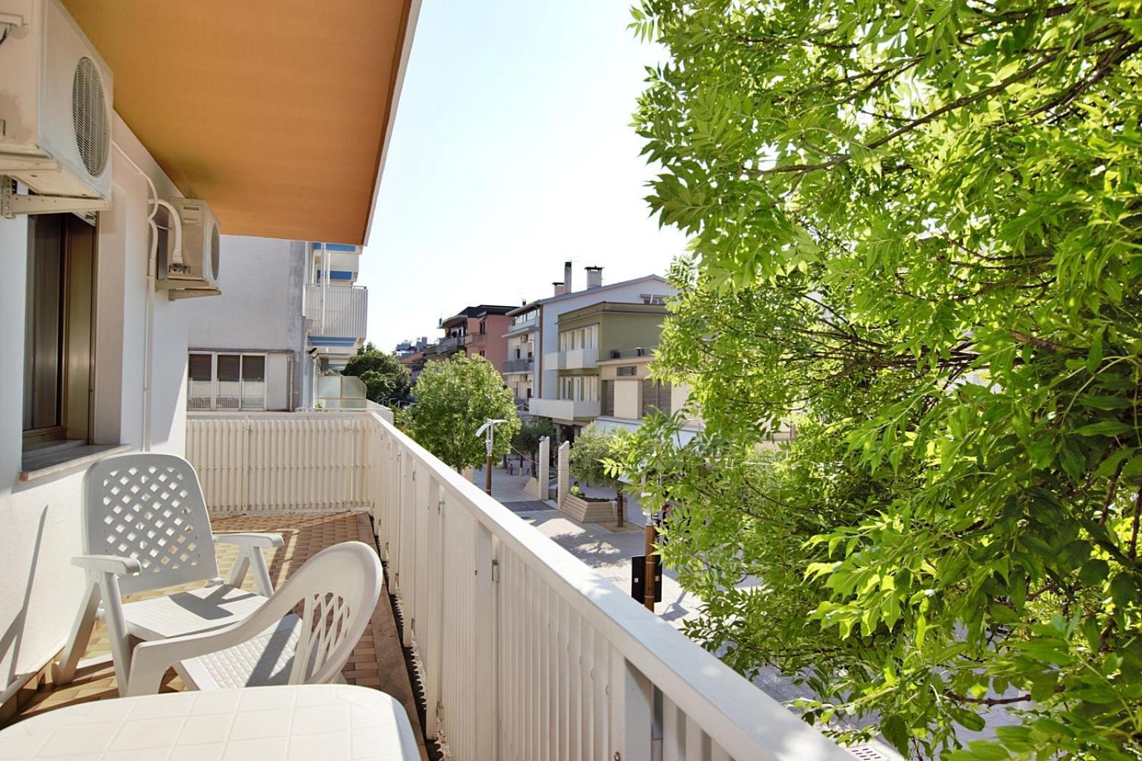 Residenza Canova Lignano Sabbiadoro Exteriör bild